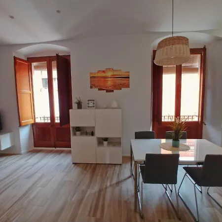 Piso Allada 1 Ref 1195 Apartment *