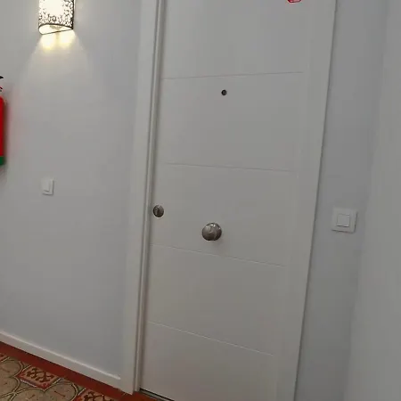 Piso Allada 1 Ref 1195 *